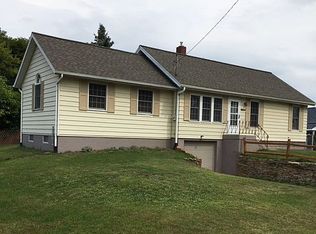1704 Carlton Blvd, Jackson, MI