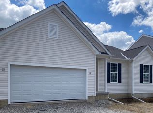 164 Old Bay Dr, Pataskala, OH 43062