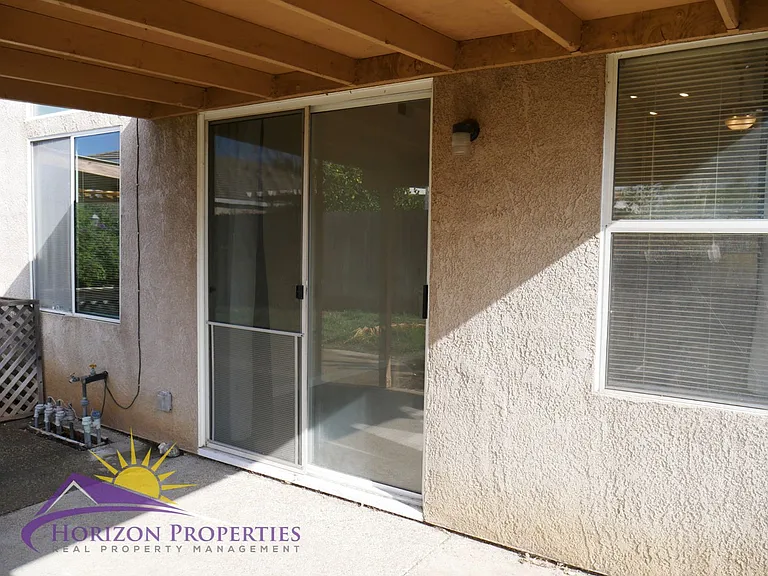 9472 Clementine Way — Photo 25