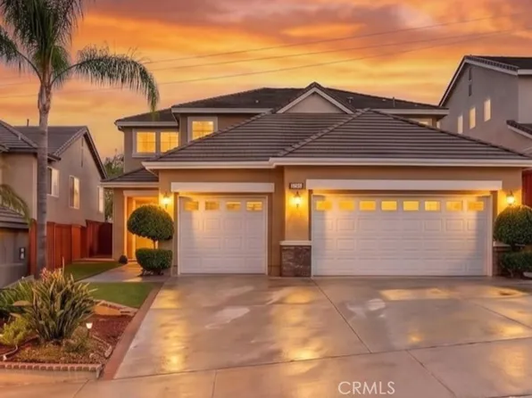8856 E Crestview Ln, Anaheim, CA 92808