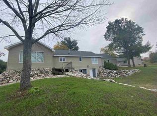 11355 N Us Highway 31, Charlevoix, MI 49720