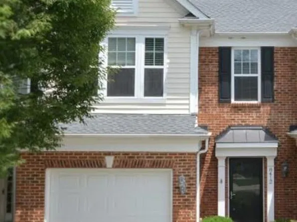 8412 Pilots View Dr, Raleigh, NC 27617