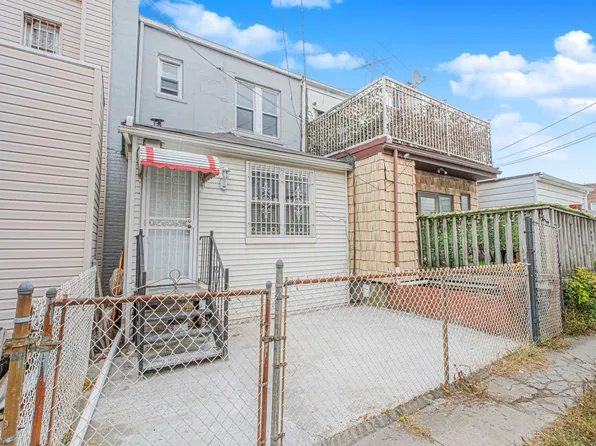 582 Bay Ridge Avenue image 5 of 41