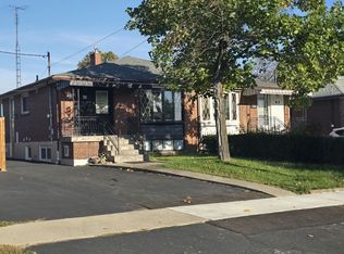 65 Elnathan Cres, Toronto, ON M9L 2G2