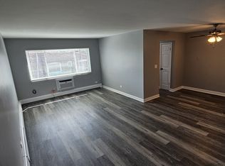 2200 Scoville Ave APT 306, Berwyn, IL 60402