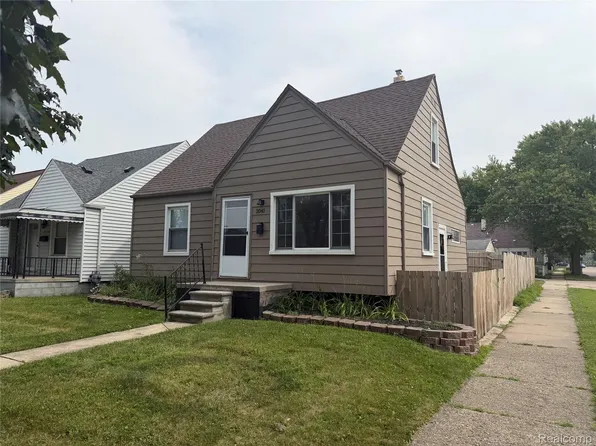 2041 Michigan Blvd, Lincoln Park, MI 48146