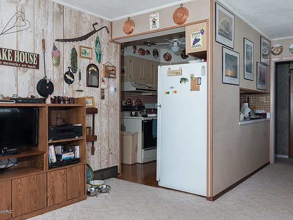 5th image of 35217 51st Ave