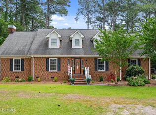 4259 Pinewood Dr, Ayden, NC 28513