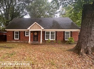 3065 Egan Dr, Memphis, TN 38115
