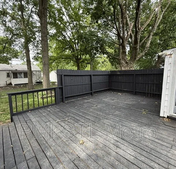 1254 Roxton Dr — Photo 10