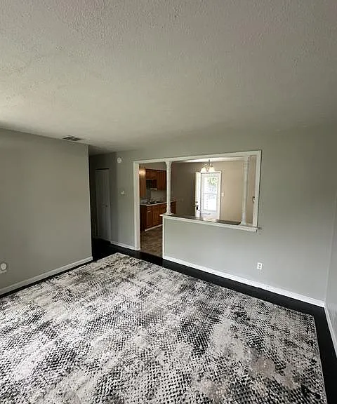 6111 Chambers Way — Photo 6