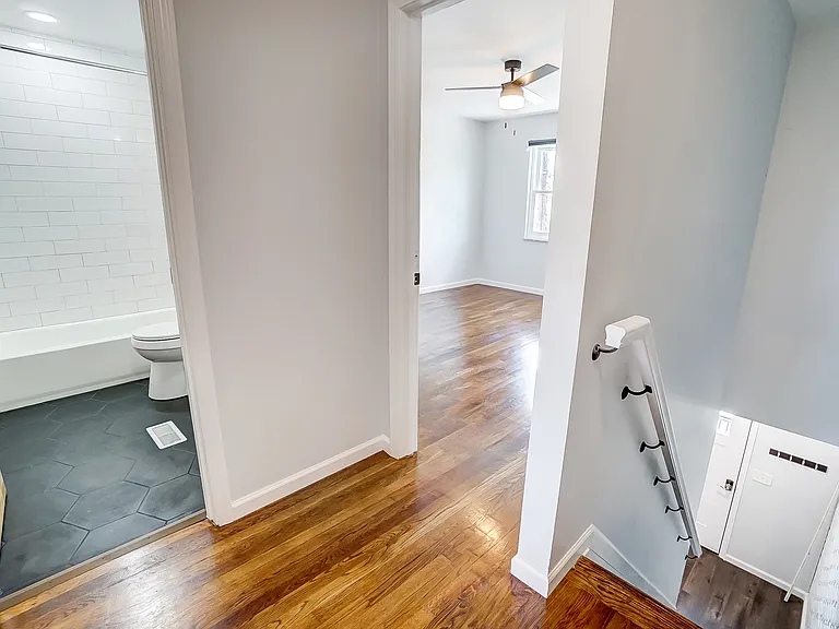 5701 Montgomery Rd #1 — Photo 28