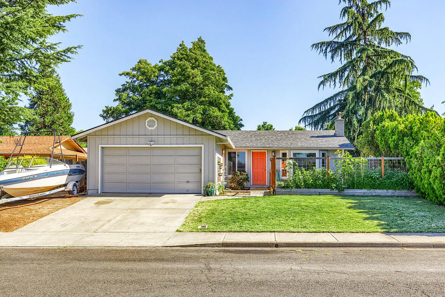 1950 Orinda Cir photo 1
