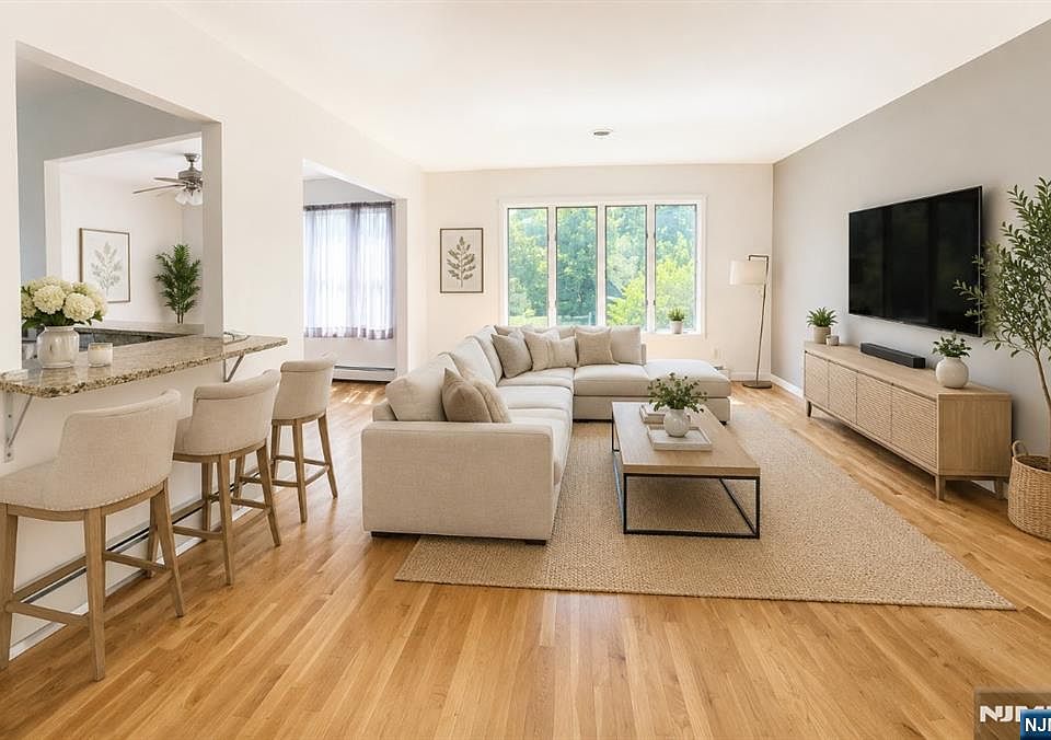 1st image of 403 Terrace Ave