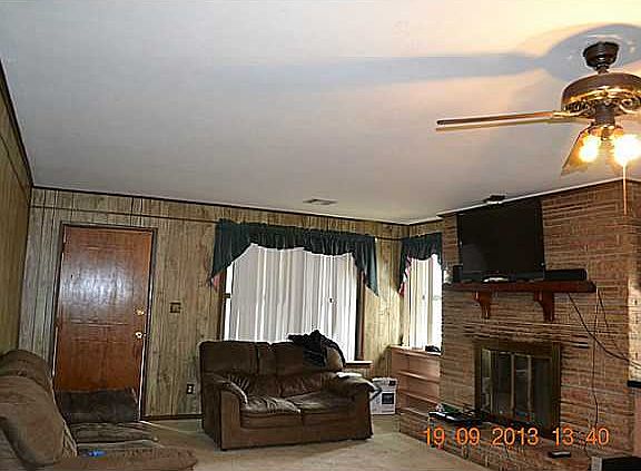 5th image of 414 N Park Ave