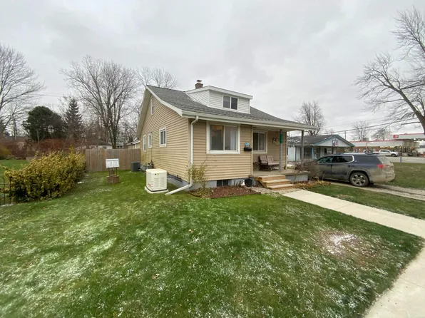 3241 Main St, Marlette, MI 48453