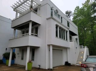 228 82nd St, Virginia Beach, VA 23451