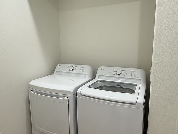 5th image of 13301 E Alki Ave #1