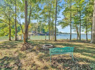 1209 Jefferson Dock Rd, Penhook, VA 24137