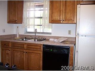 3rd image of 1193 N Tracy Dr