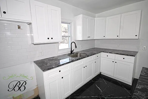 Sold by Bergen Basin Real Estate | media 6