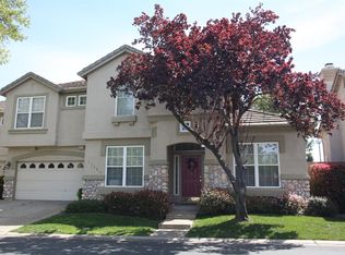 12140 Gold Bluff Ln, Gold River, CA