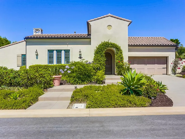 16961 Crescent Creek Dr — Photo 1