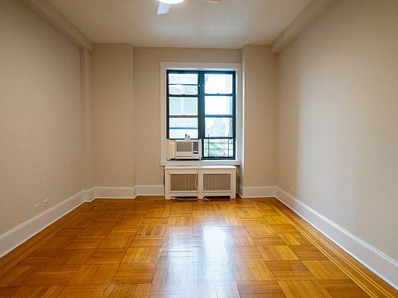 5th image of 949 W End Ave APT 10A