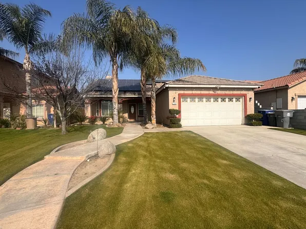 716 New Zealand Dr, Bakersfield, CA 93307