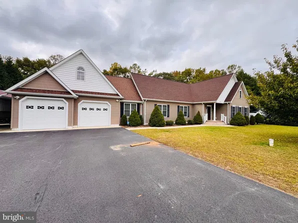 18554 Cool Spring Rd, Milton, DE 19968