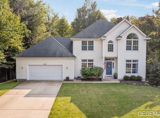 6478 Castle Ave, Holland, MI 49423