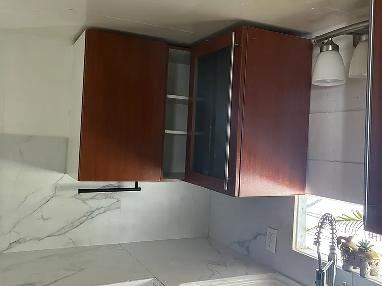 802 SW 1st Ct — Photo 4