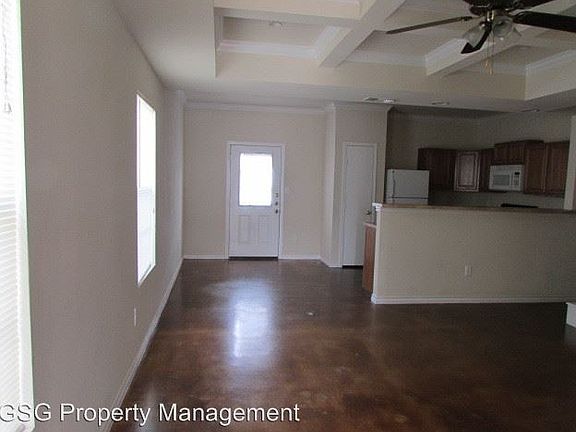 3rd image of 5015 Summit Wood APT 4