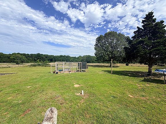 4th image of 5172 S Sawmill Rd