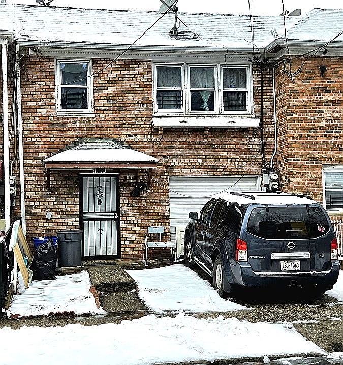 1st image of 2952 Oceancrest Blvd
