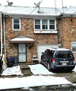 2952 Oceancrest Blvd, Far Rockaway, NY, 11691