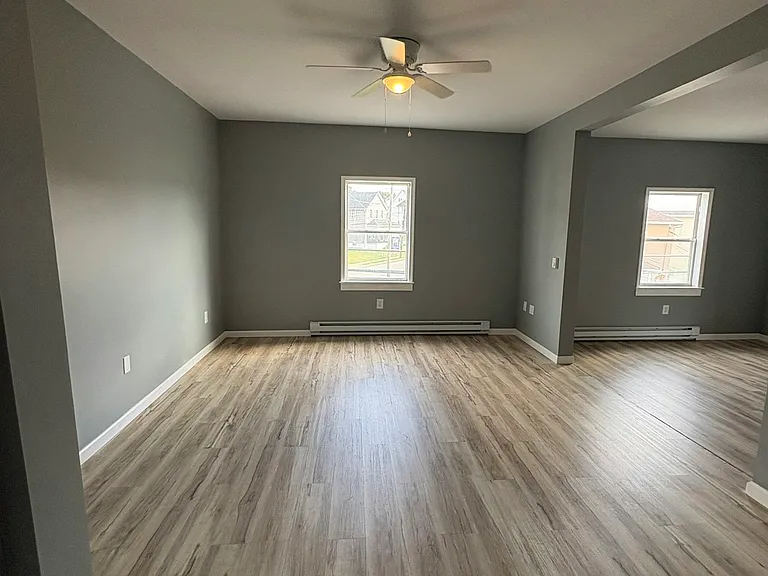 615 George St — Photo 22