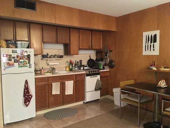 3rd image of 1332 6th St #1