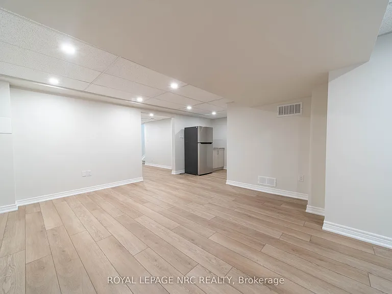 5200 Dorchester Rd #3 — Photo 28
