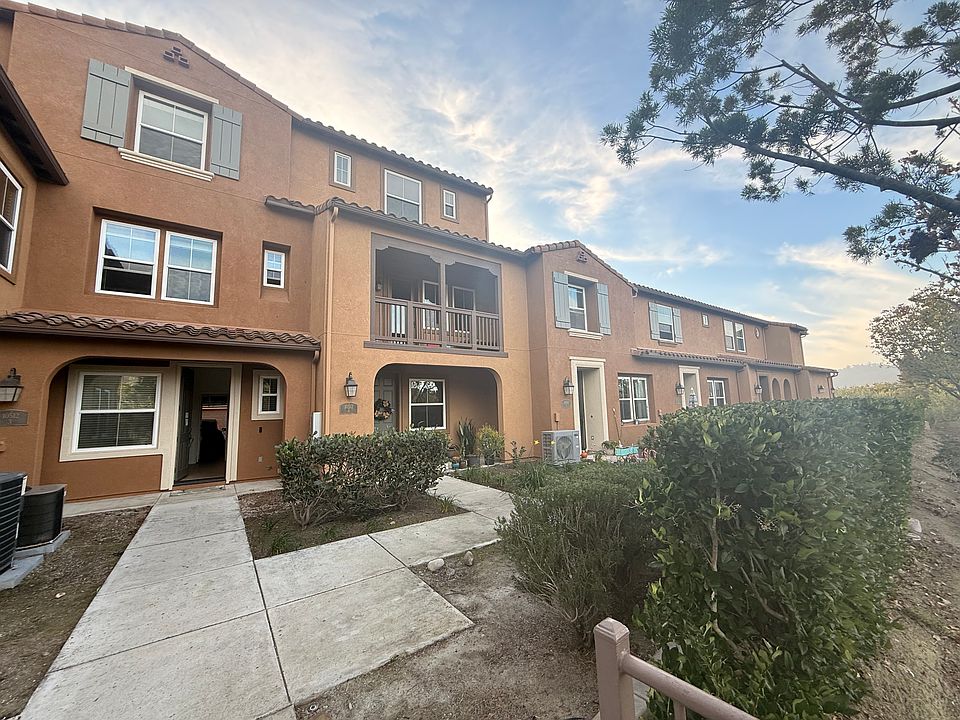 1st image of 10512 Calle Tamarindo Unit 3