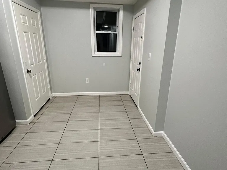 325 Roseville Ave #1A — Photo 6
