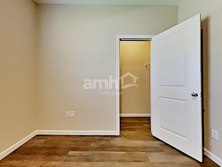 225 Edge Park Trl — Photo 12