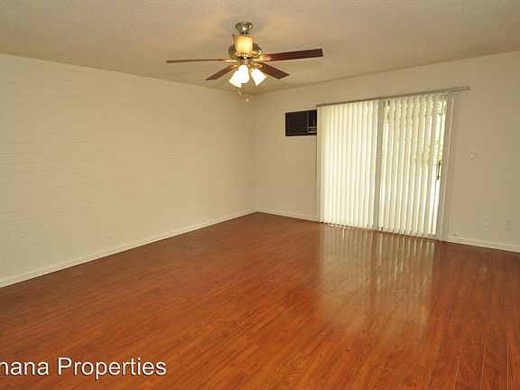 5th image of 124 N Montague Ave