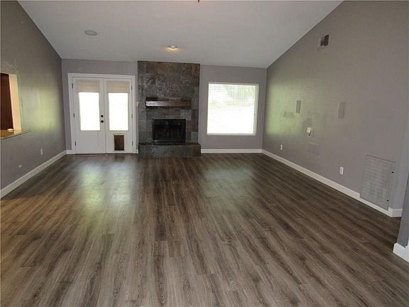 4th image of 5428 Gregory Dr