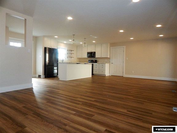 5th image of 1067 Durango Dr