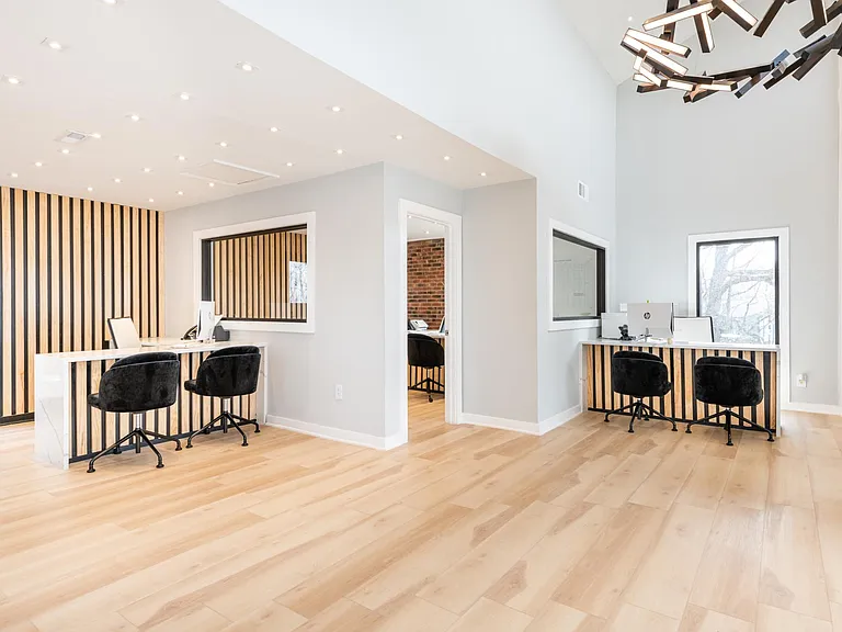 EDITION Apartment Homes — Photo 17