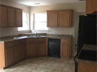 50 Palm Tree Ct, Jesup, GA 31545