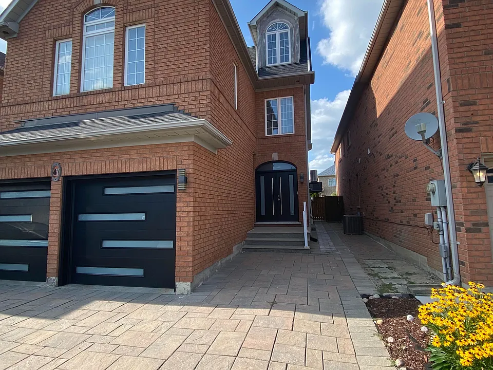 47 Sapphire Dr #BASEMENT