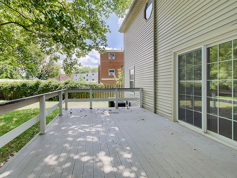 1655 Southbend Dr — Photo 30