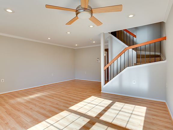 3rd image of 3871 Marquis Pl